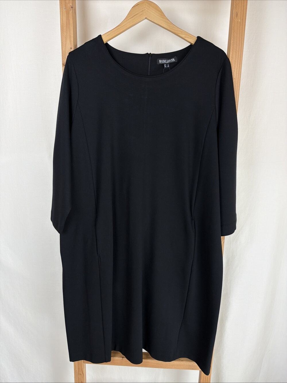 NWT Base Level by YEST"Yiona" Black Long Sleeve Pockets Midi Dress #0844 Size 8